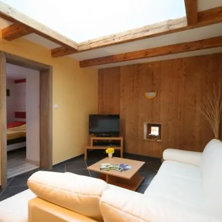 Ferme Vosgienne Renovee Avec Confort Et Nature Pour 7 Pers, Wifi, Animaux Bienvenus - Fr-1-589-190 펜션