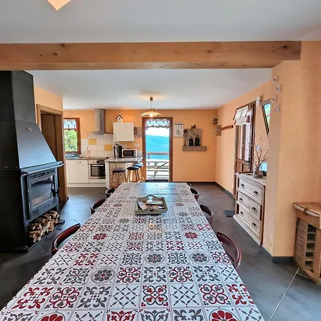 Casa di campagna Vagney, 5 Pièces, 8 Personnes - Fr-1-589-190 Vagney