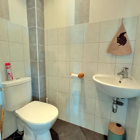 Casa di campagna Vagney, 5 Pièces, 8 Personnes - Fr-1-589-190 *